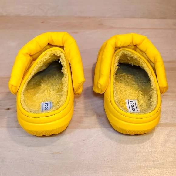 Yellow Fur Lined Crocs Crocs Neo Puff Yellow Faux Fur Lined Unisex